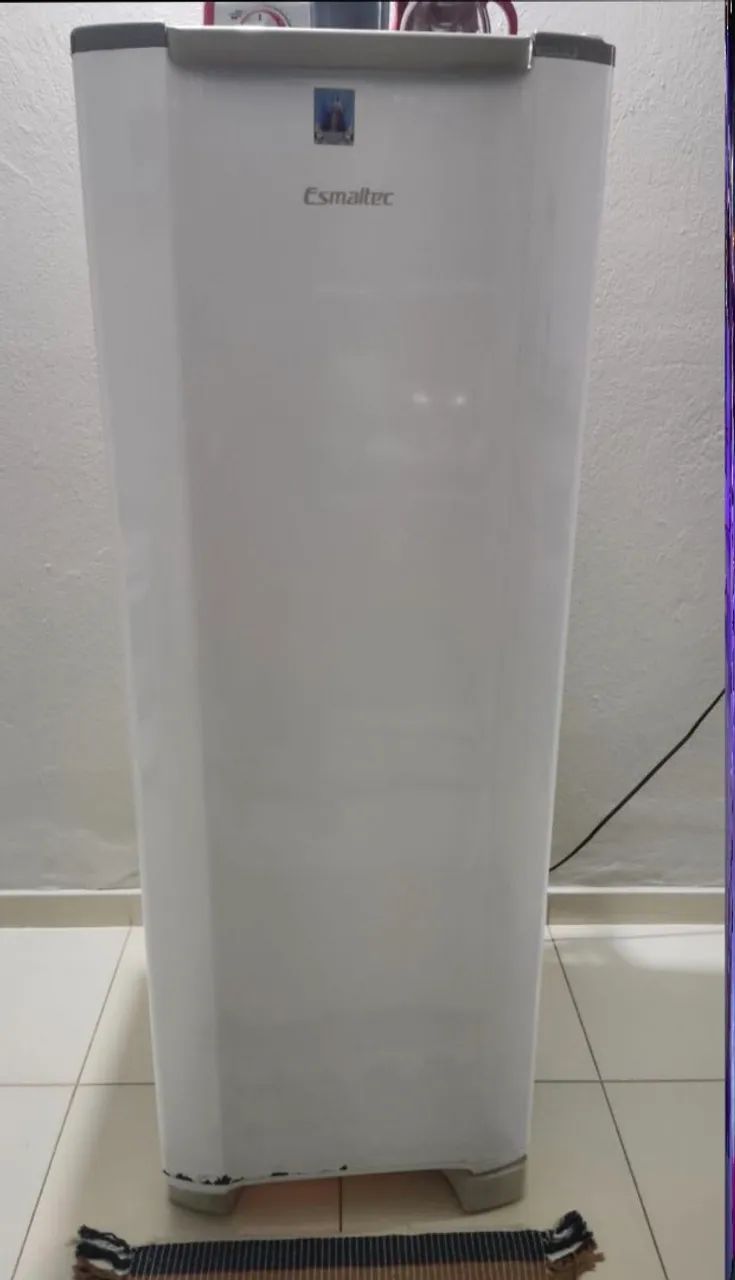 Vende-se Geladeira 