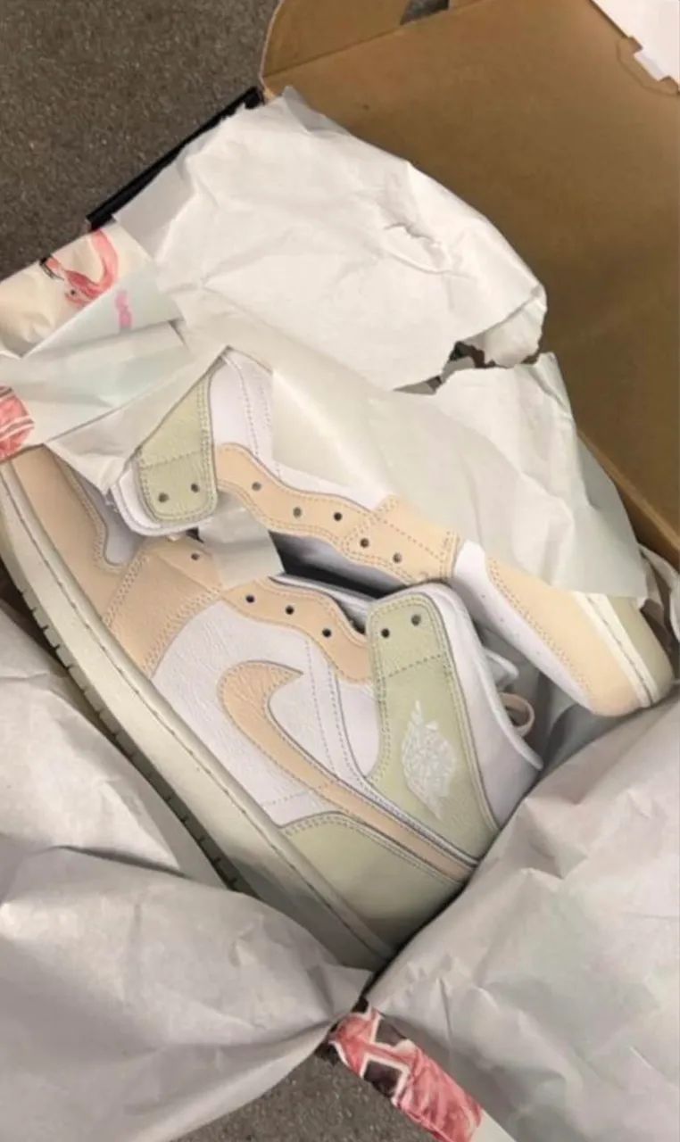 Air Jordan 1 Mid Se  - Foto 4