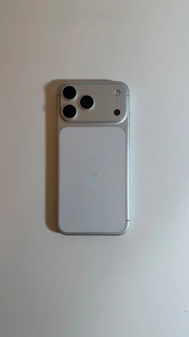 iPhone 17 pro max