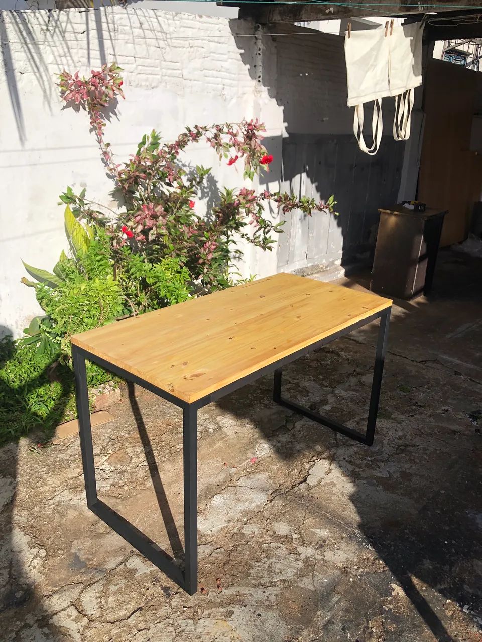 Mesa Industrial 120x60cm em Madeira Natural  - Foto 4