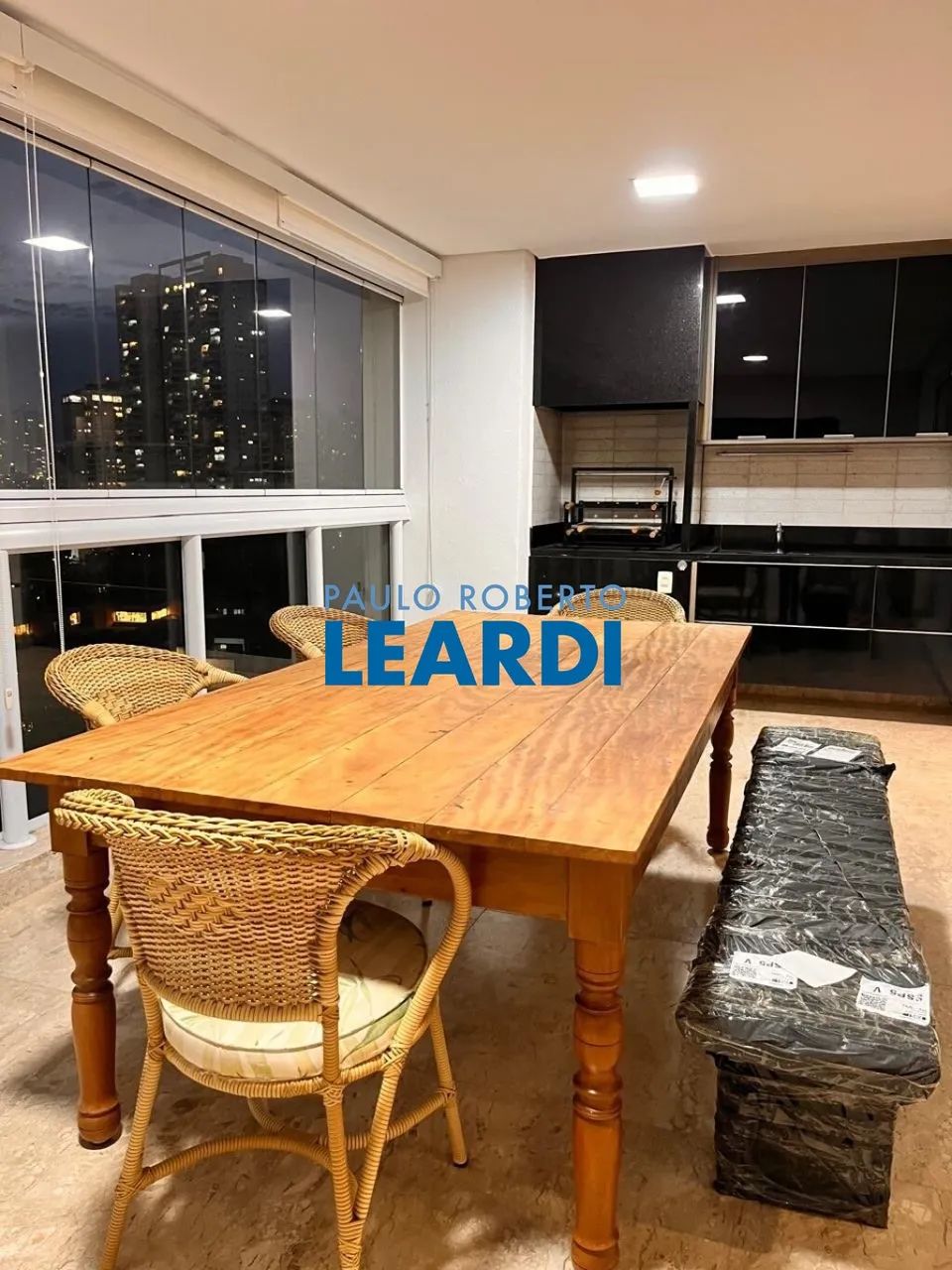 APARTAMENTO - ALPHAVILLE CONDE I - SP