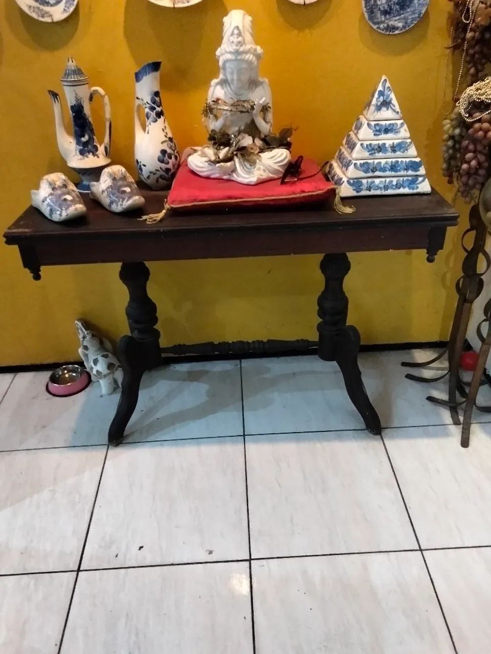 Console de madeira antigo