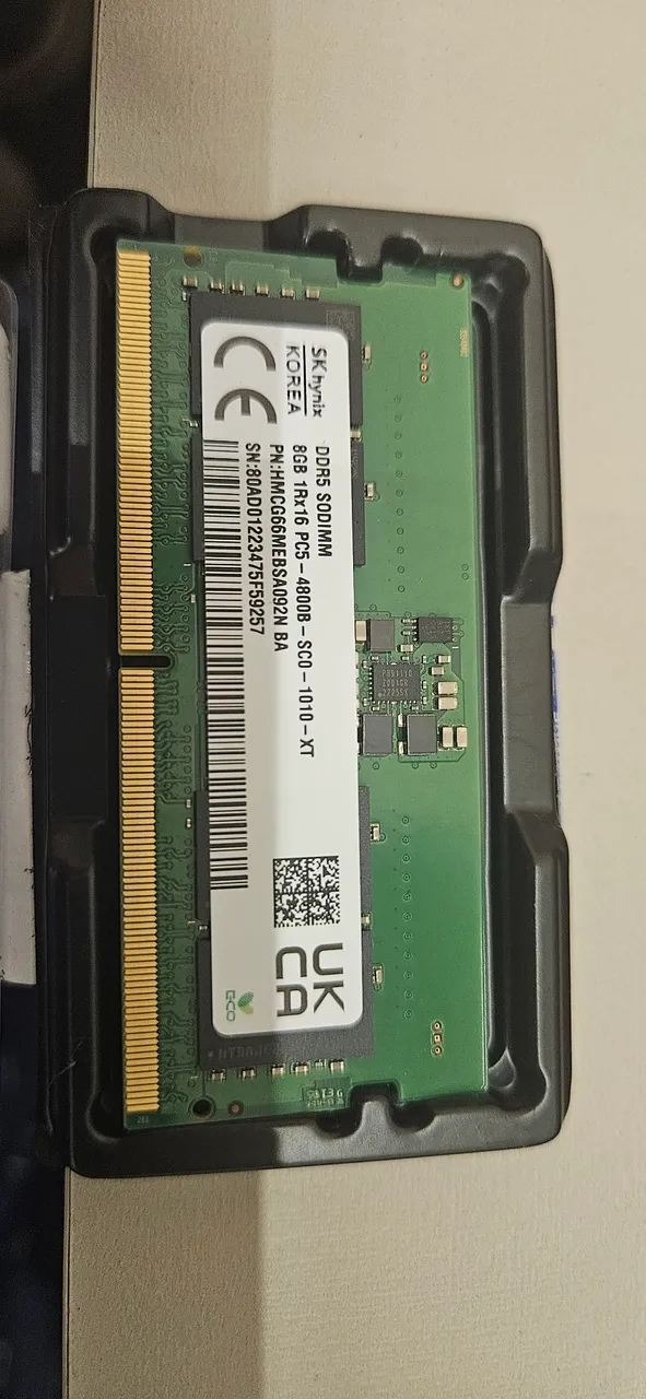 Memória DDR5 8gb PC5-4800B SK HYNIX HMCG66AEBSA092N - Memória RAM