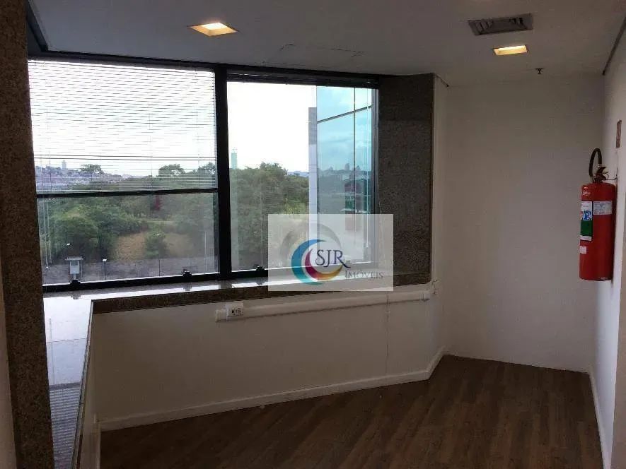 Conjunto Comercial com 517 m² de área útil, 18 vagas de garagem. Vila lobos. - Foto 5