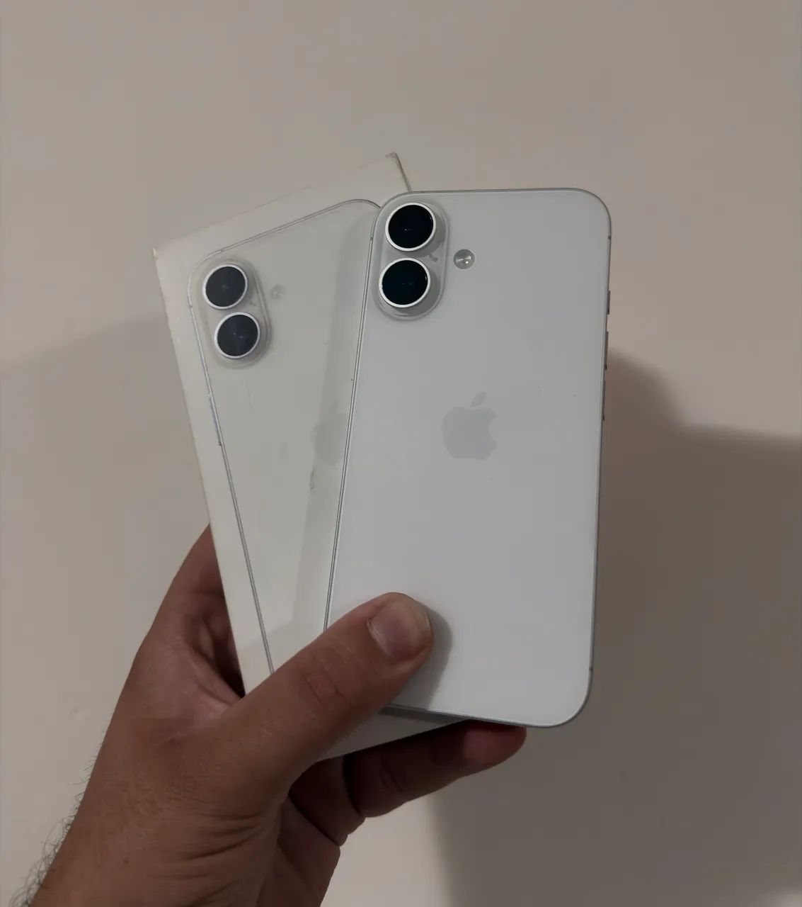iPhone 16 branco 128 Gb garantia Apple até setembro 