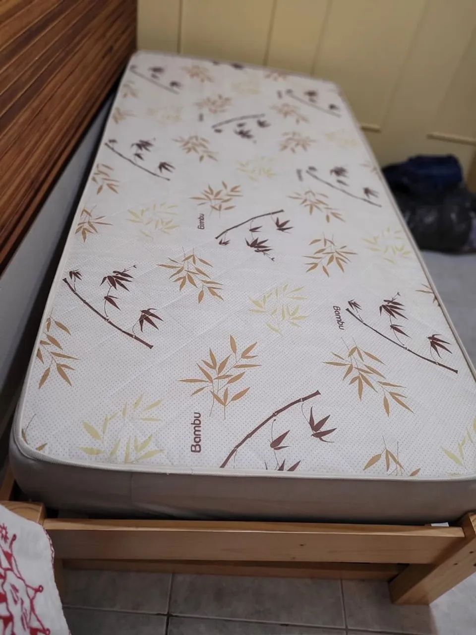Cama de solteiro com cama em baixo nova  - Foto 4