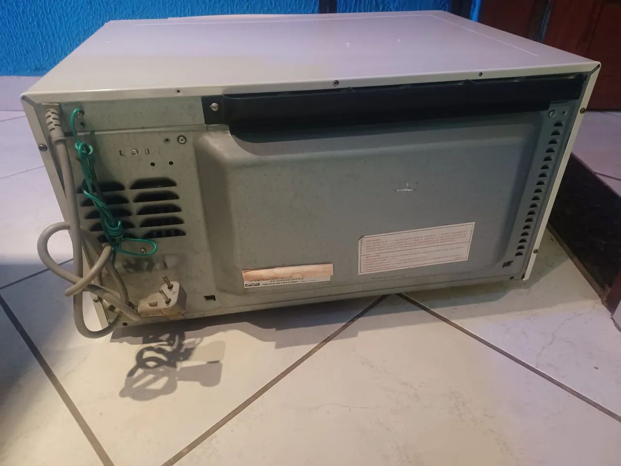 Microondas  Brastemp 38  litros  110 volts - Foto 3