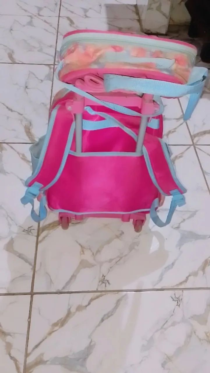 Vendo bolsa e lancheira  - Foto 3