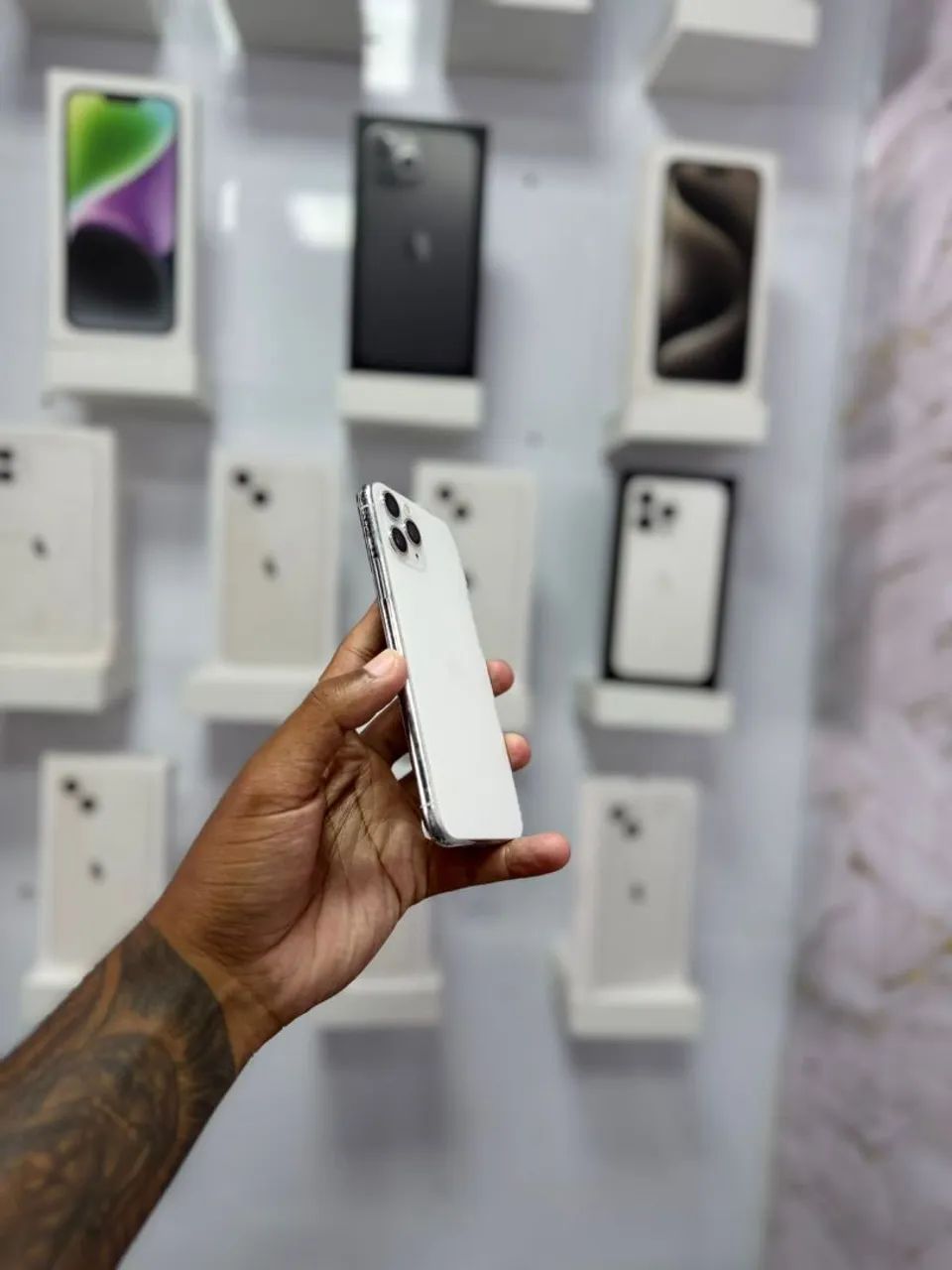 IPHONE 11 PRO 64GB<br>R$ 1.599,00 - Foto 3