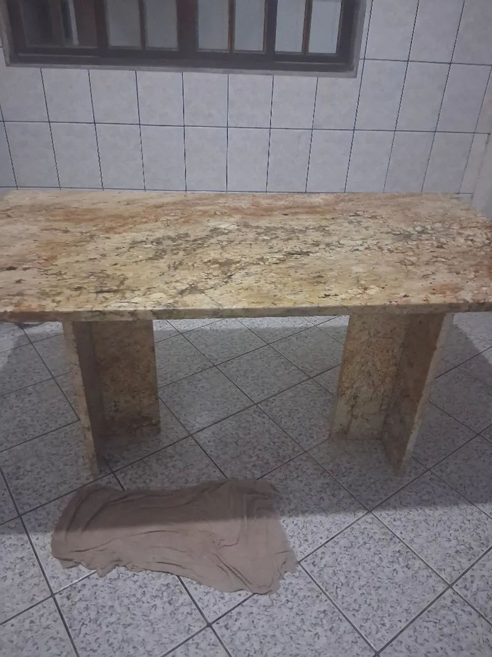 Mesa de granito grande  - Foto 4