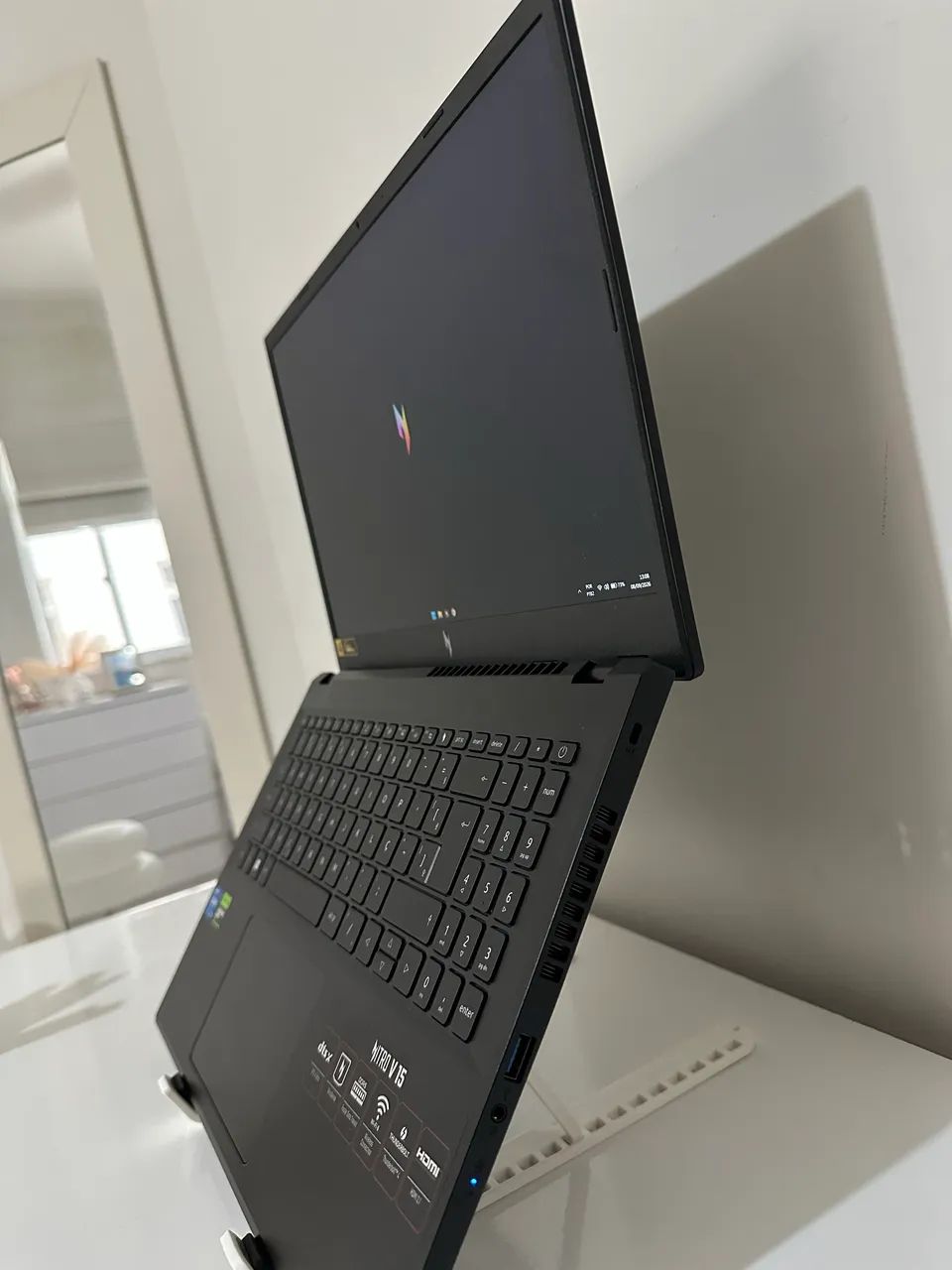 Notebook Acer Nitro V15 - Foto 4