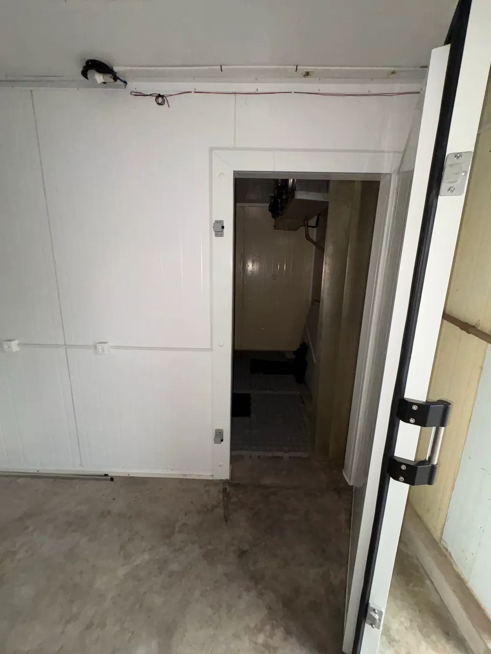 Camara fria metade do preço