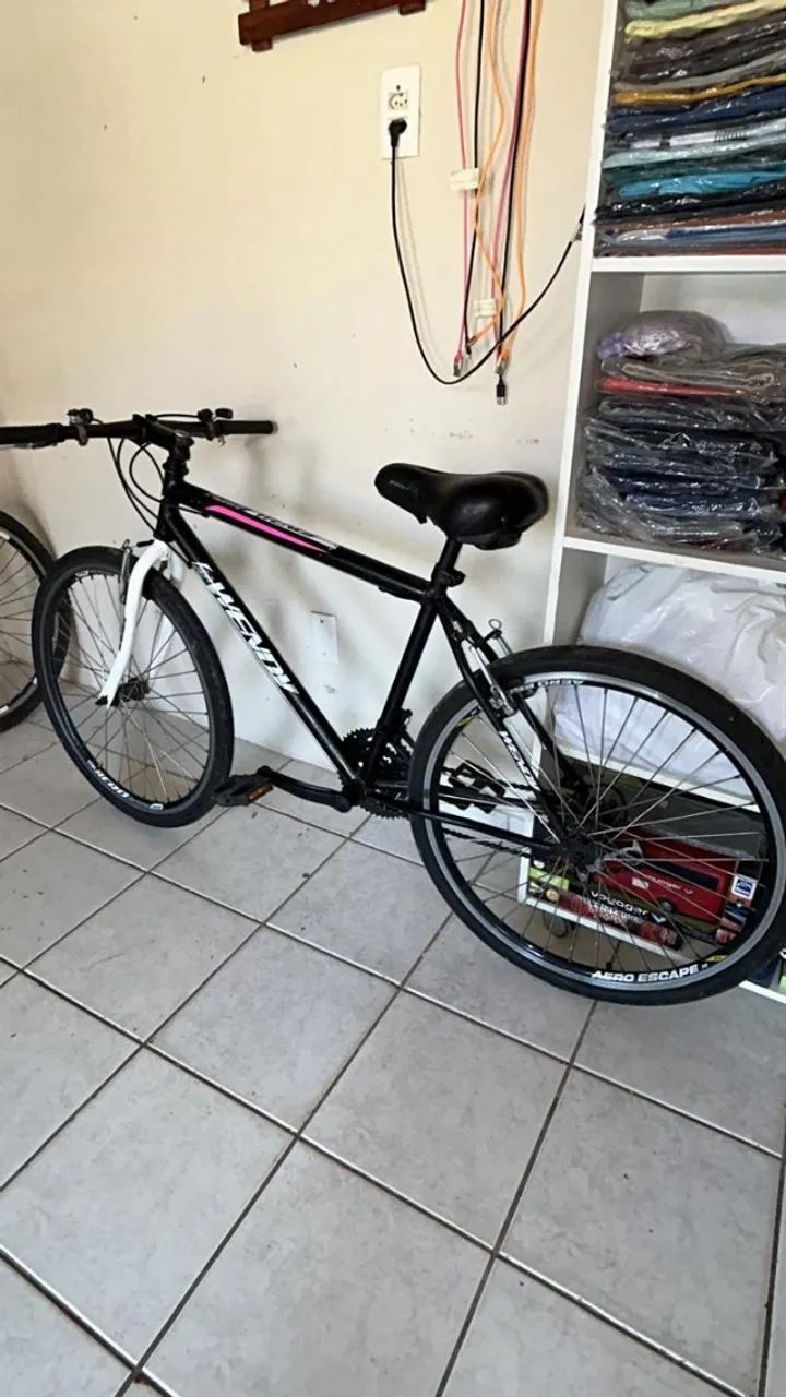 Bicicleta aro 26 com marchas - Foto 2