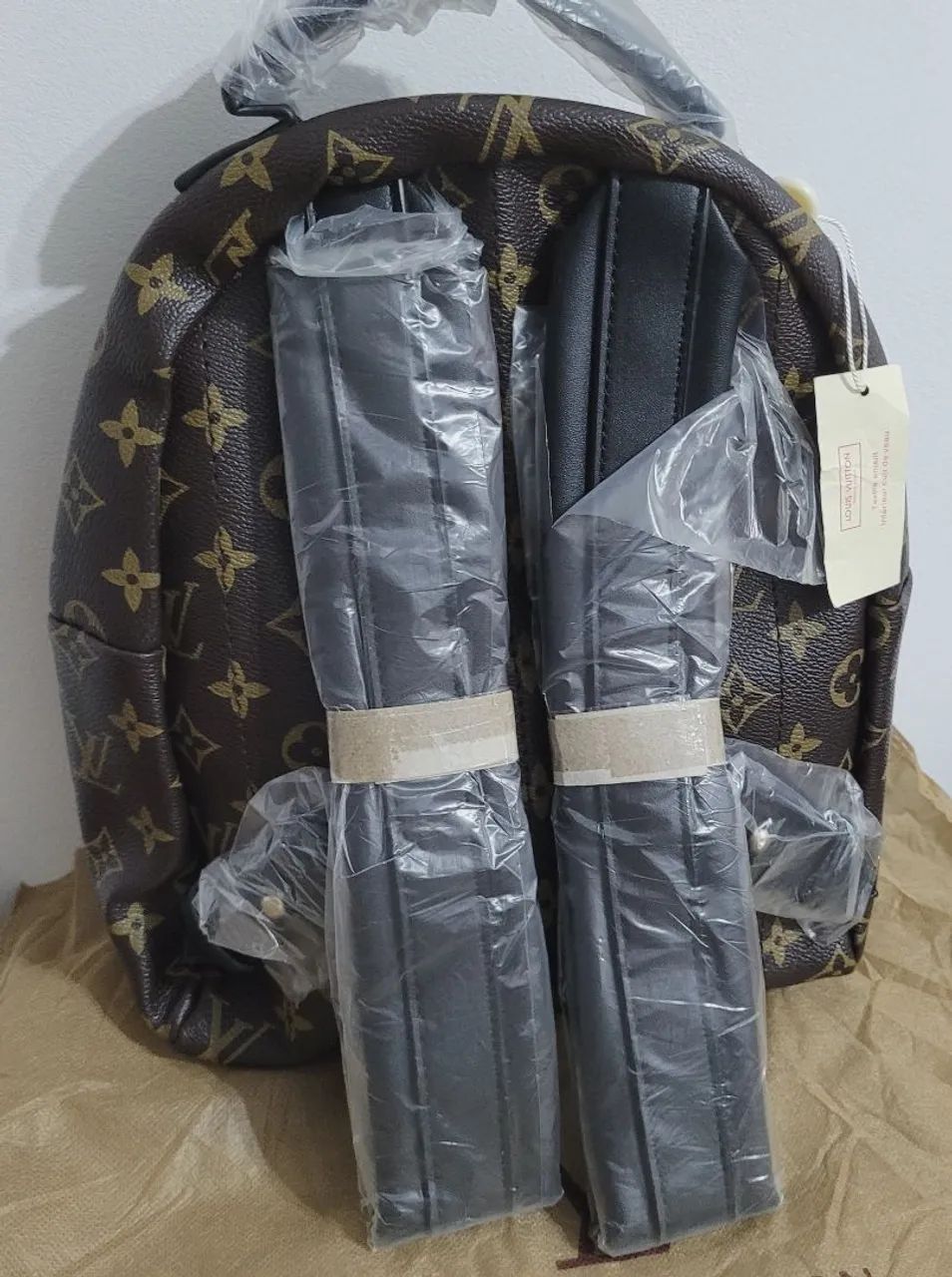Mochila lv pequena marrom  - Foto 2