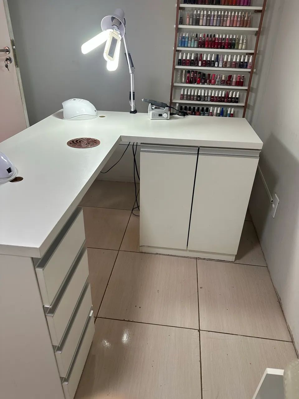 Mesa para manicure/Nail designer  - Foto 2