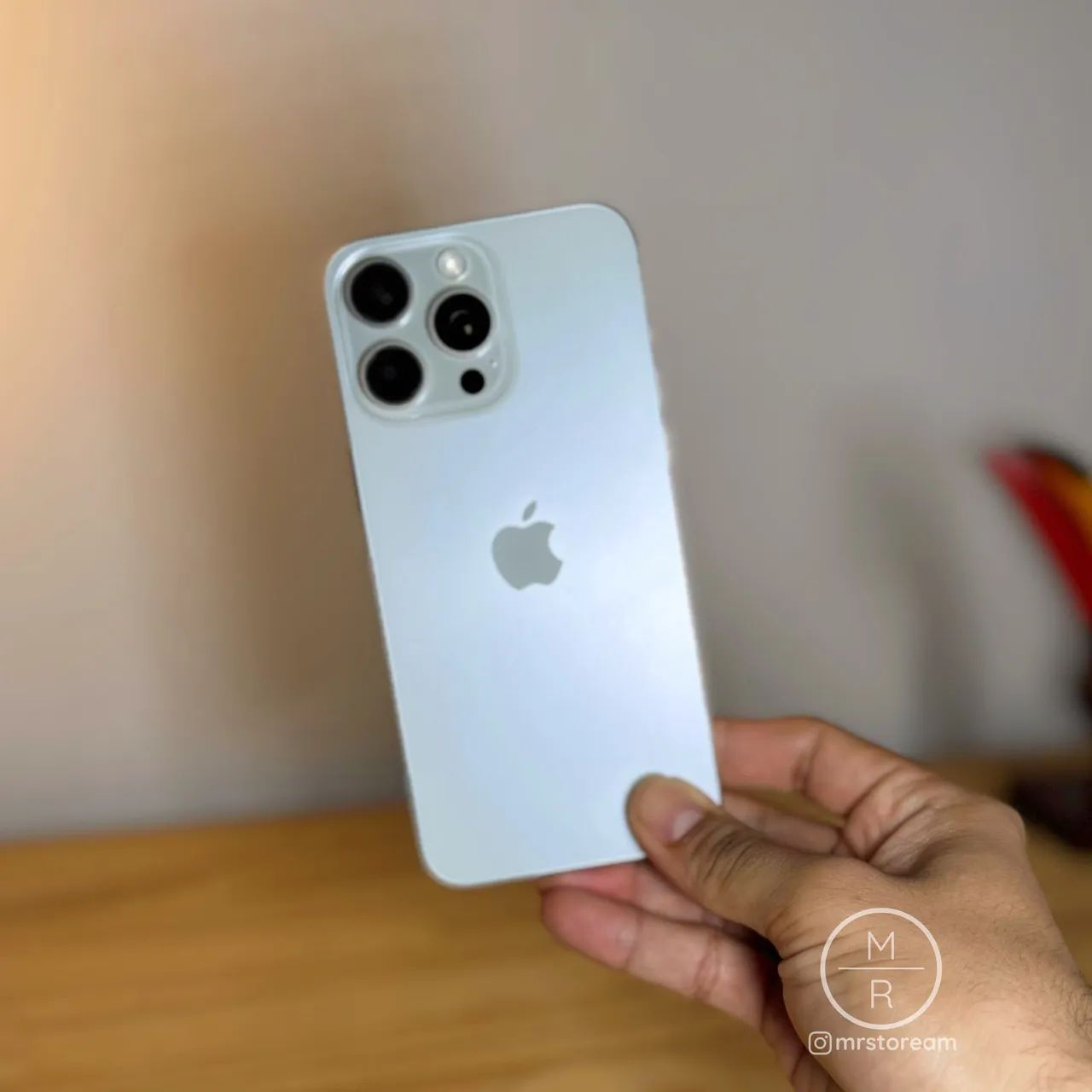 iPhone 15 Pro Max 256gb / Garantia / 18x no cartão - Celulares e