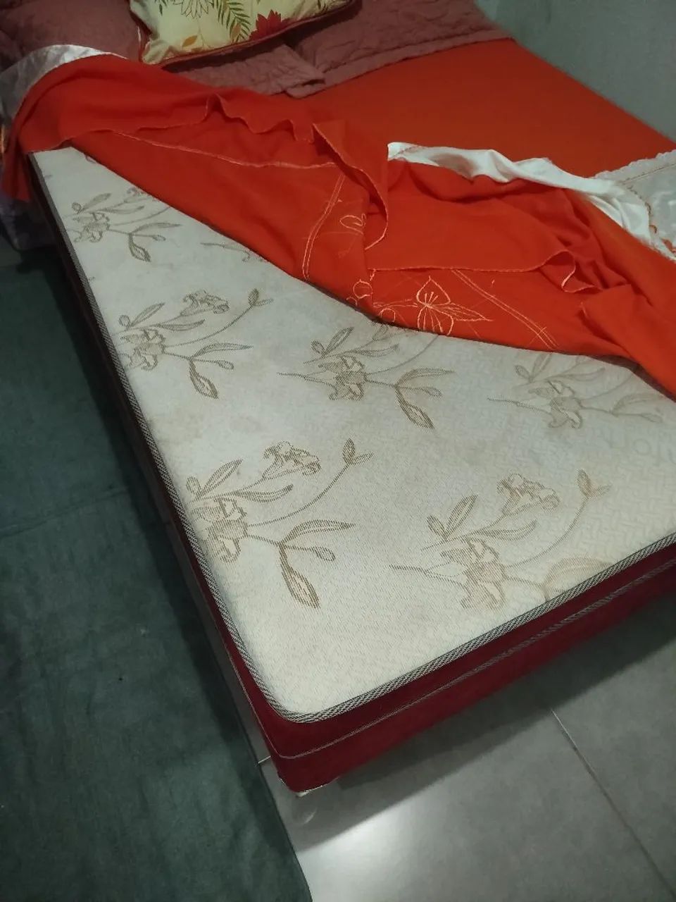 Cama de casal semi nova - Foto 3