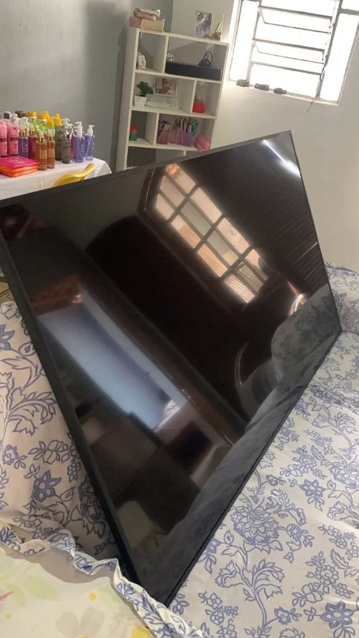Televisão Samsung 65 Com Defeito - Foto 2