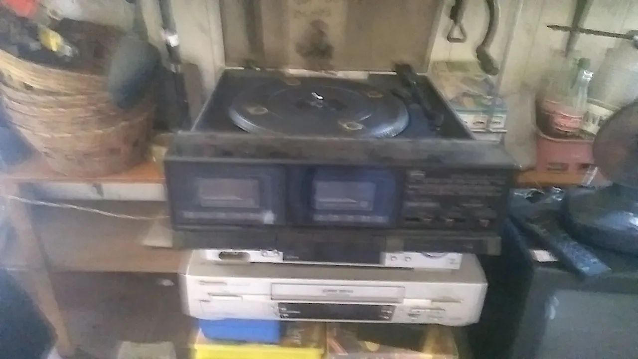 Som cce 4x1 Am FM Cassete e Vinil com 2 cauxas
