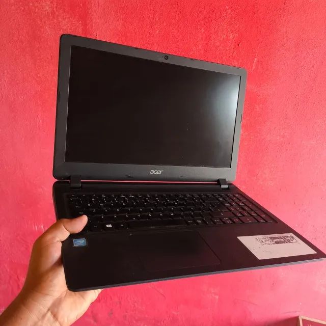 Notebook Acer Aspire ES1-533  - Foto 2