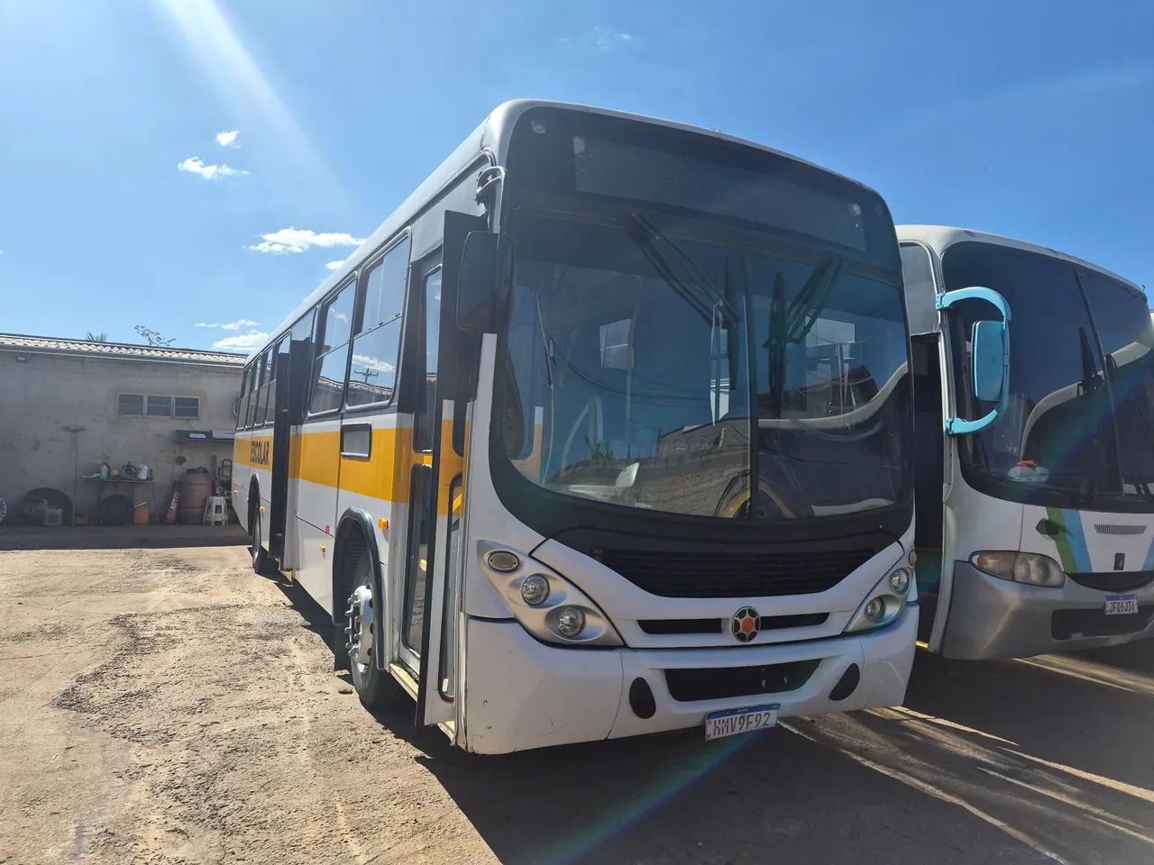 Ônibus urbano curto - Foto 2
