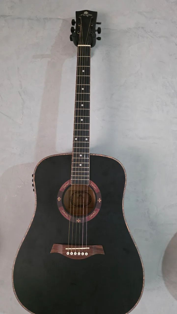 Vendo Violao Marques Troco em Guitarra