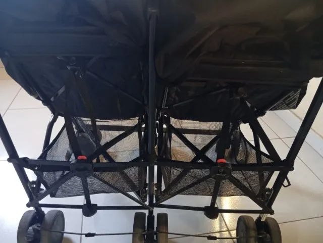 Carrinho de BB para gêmeos  - Foto 4