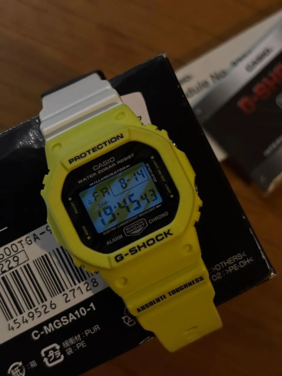 Casio G-shock DW-5600TGA - Absolute Toughness - Acessórios