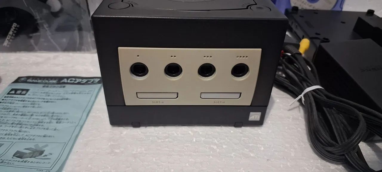 Game  Cube com Game boy Player na caixa  - Foto 2
