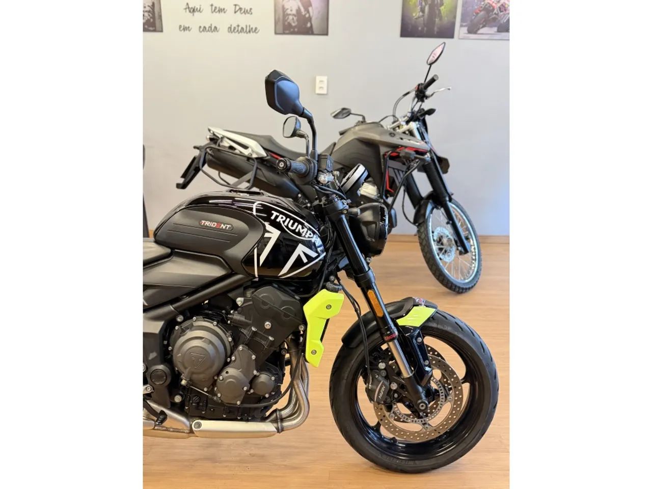 Triumph Trident 660 2024 - Foto 2