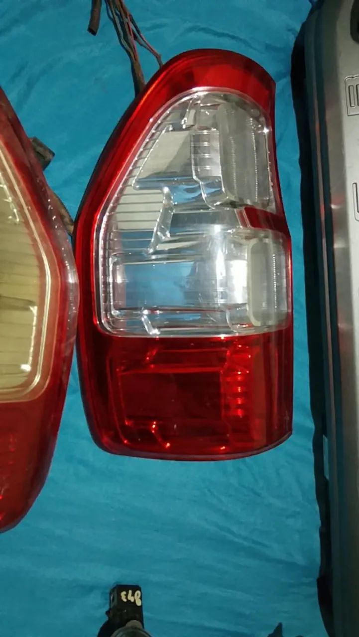 Par de Lanternas Traseiras Ford Ranger 2013 a 2016