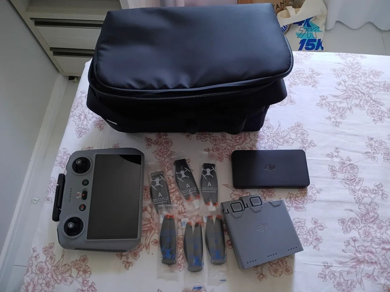 Kit Controle RC2 e acessórios sem Drone DJI mini 5 pro - Foto 3