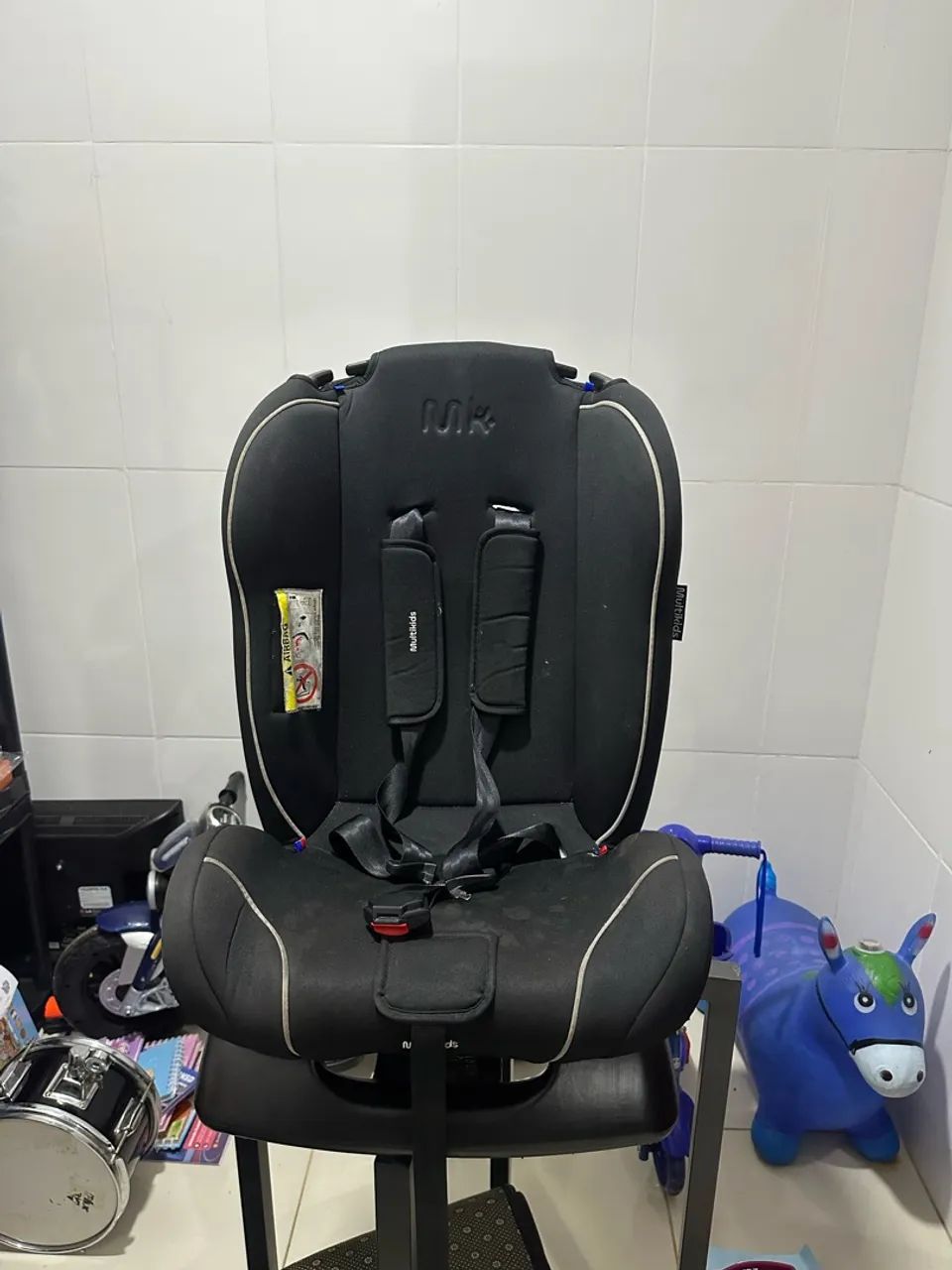  Cadeira infantil para carro 