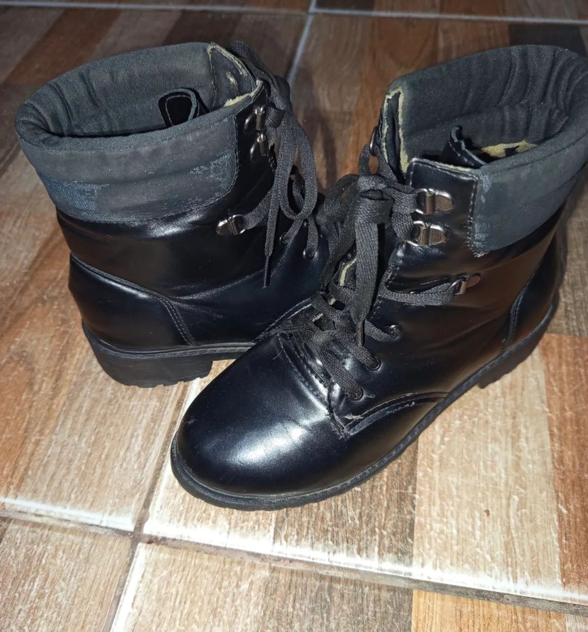 VENDE-SE. Boutina Feminina! 
