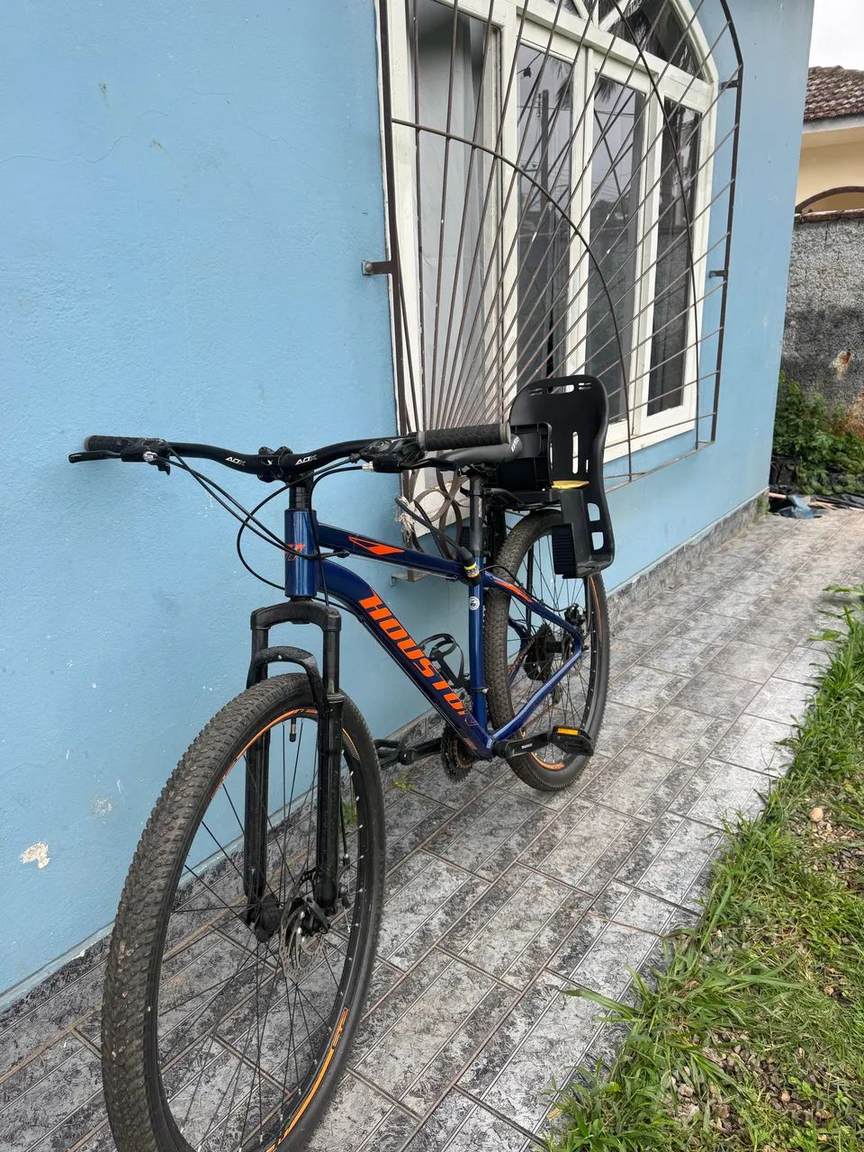 BICICLETA COM CADEIRINHA