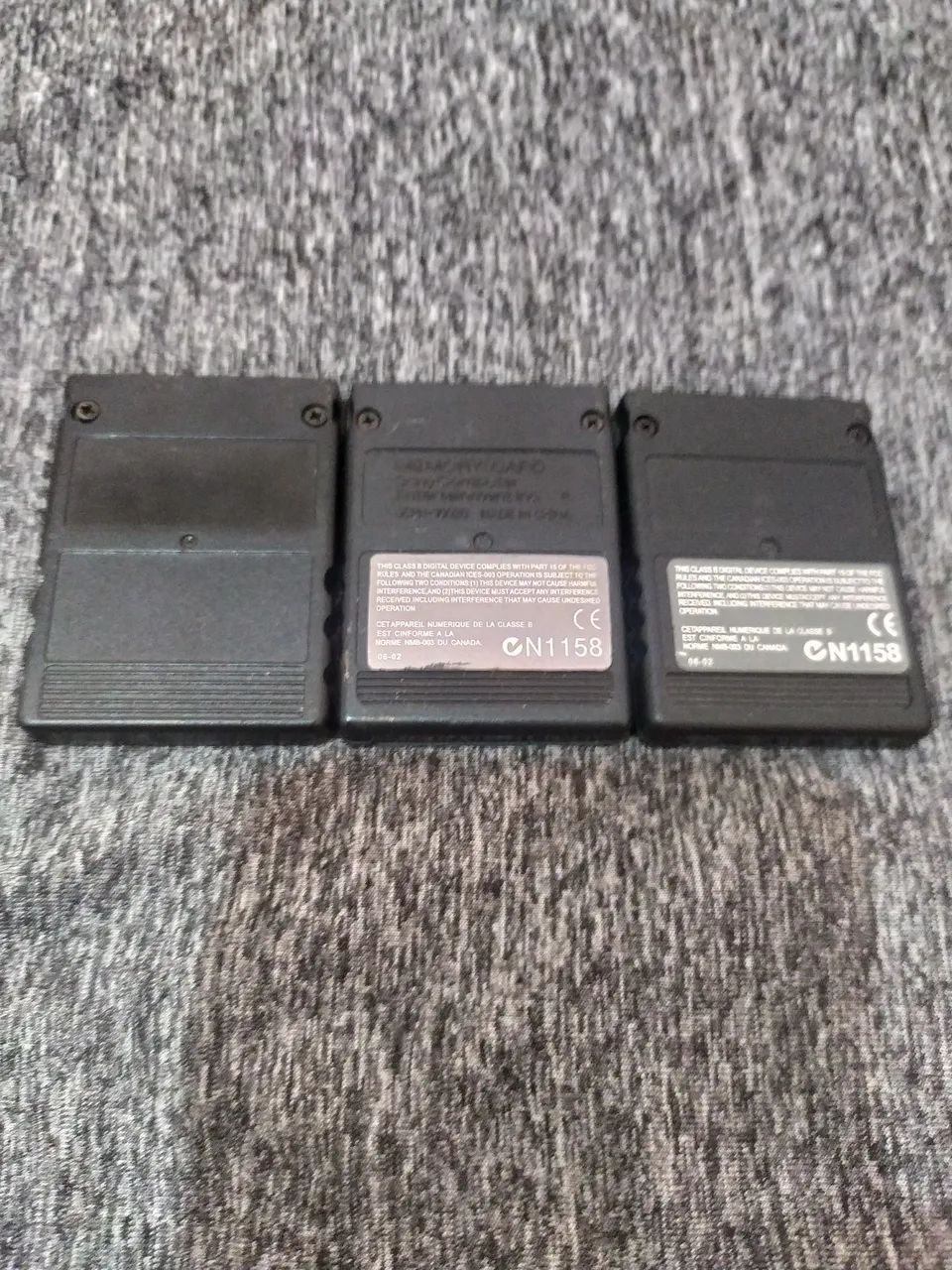 3 MEMORY CARDS PS2 (8MB/32MB) - Foto 2