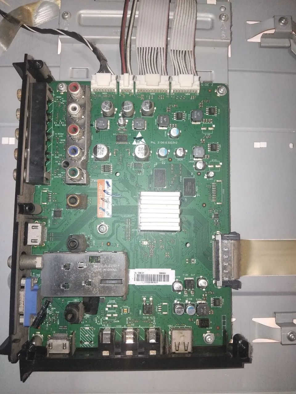 Tv Philips 40pfl3606d com manchas na tela 422080316200069125