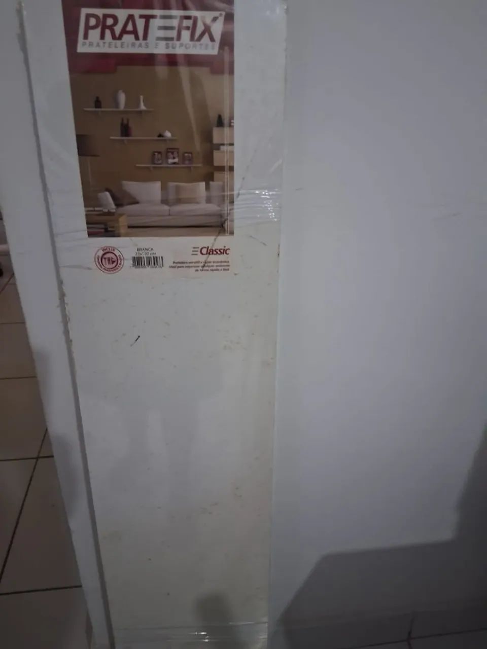 Duas prateleiras 25x120