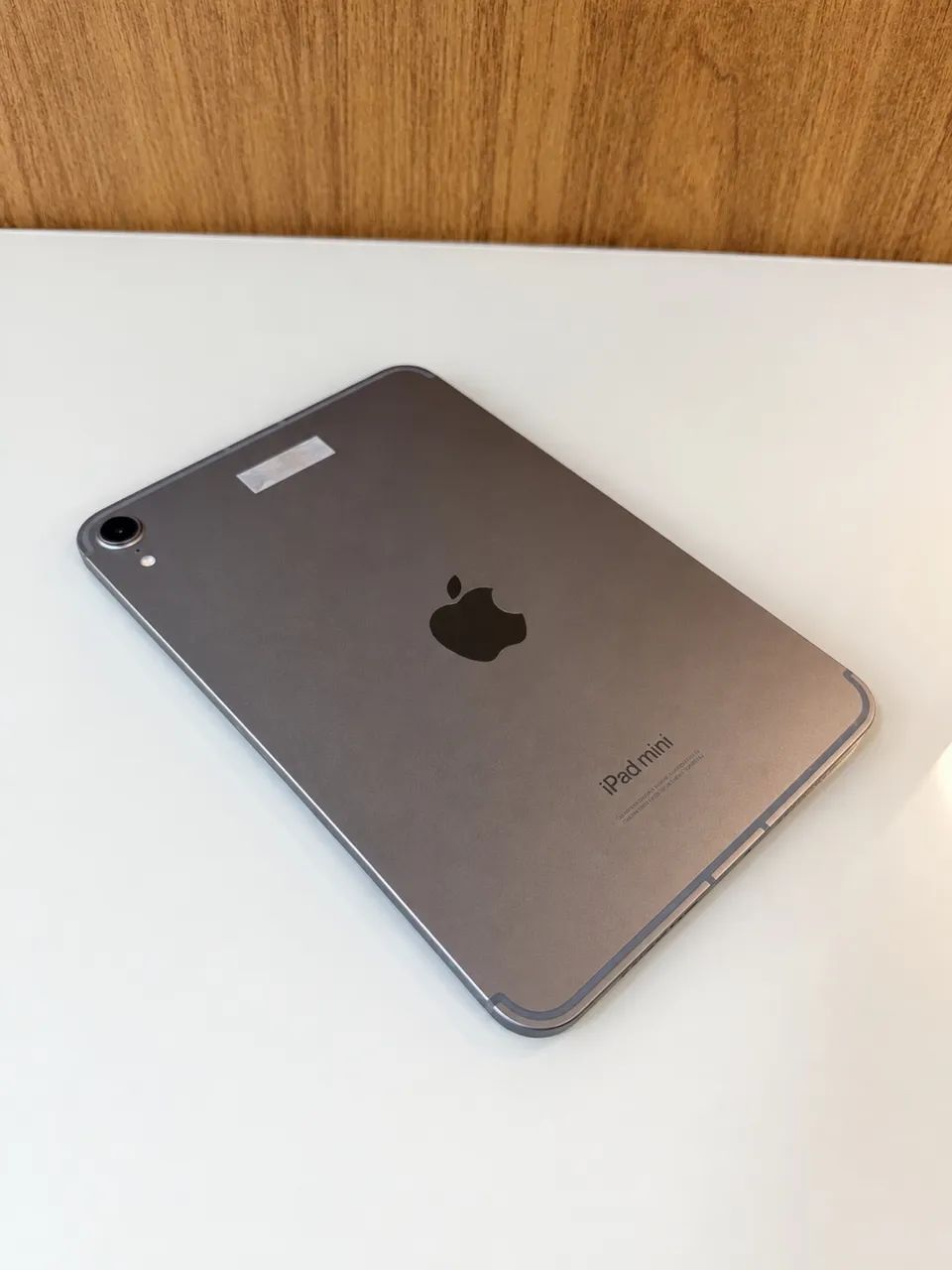 iPad mini 128GB Wi-Fi + Celular Space Gray - Modelo A2995