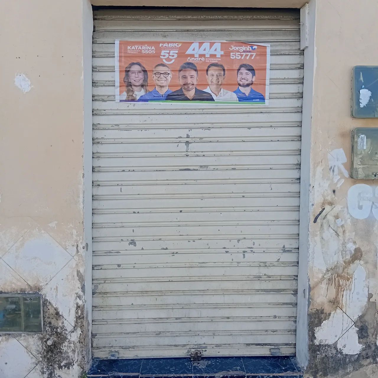 Porta retrátil para galpão 