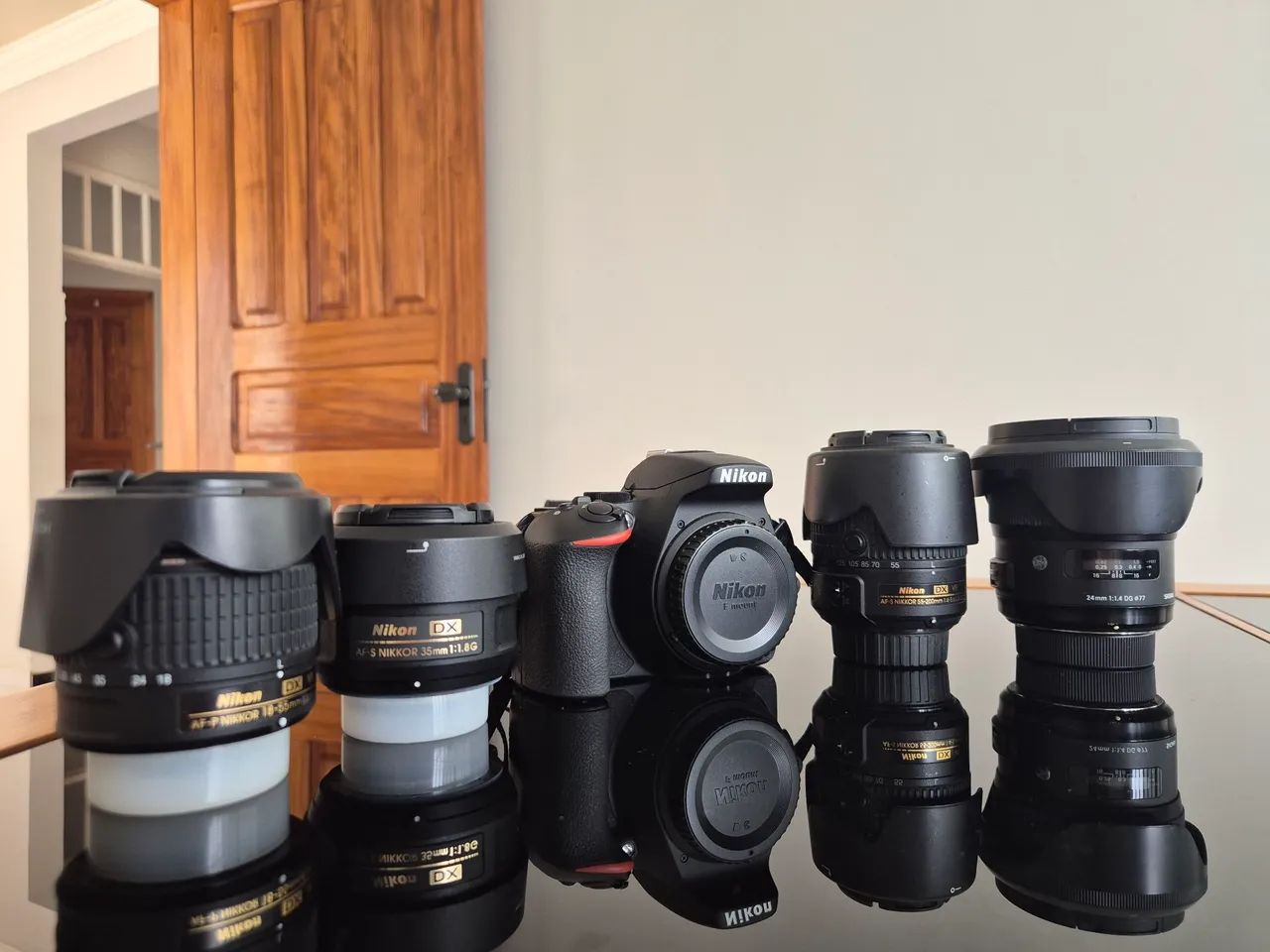 Nikon D5600 + 04 lentes