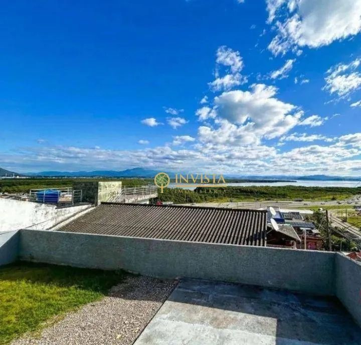 Casa com 3 quartos e Vista Mar em Florianópolis.