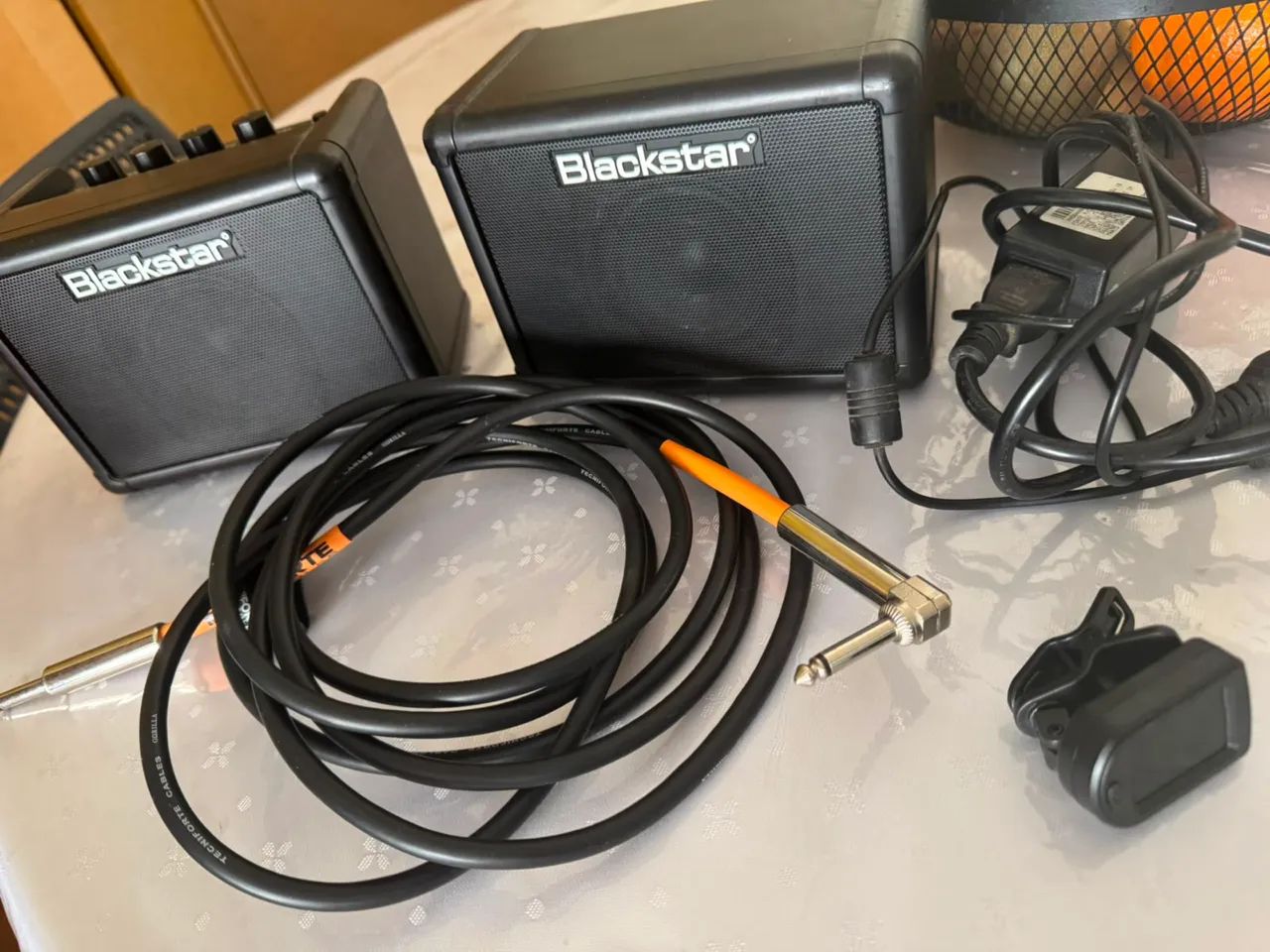 Guitarra Squier Contemporary Active Starcaster + Case + Amplificador - Foto 5