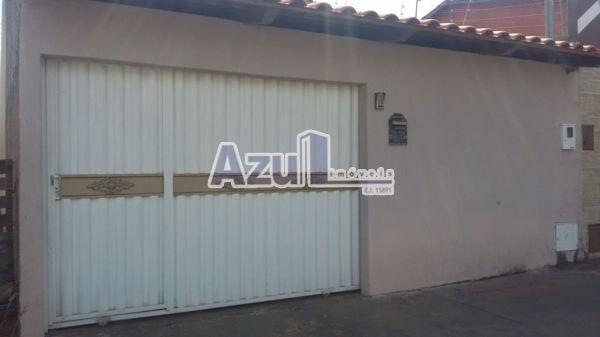 Casa com 2 quartos - Bairro Jardim Fonte Nova em Goiânia