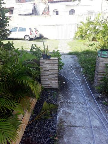 2/4, casa ampla, varanda, garagem, próximo a Praia! Pituaçu! - Foto 11