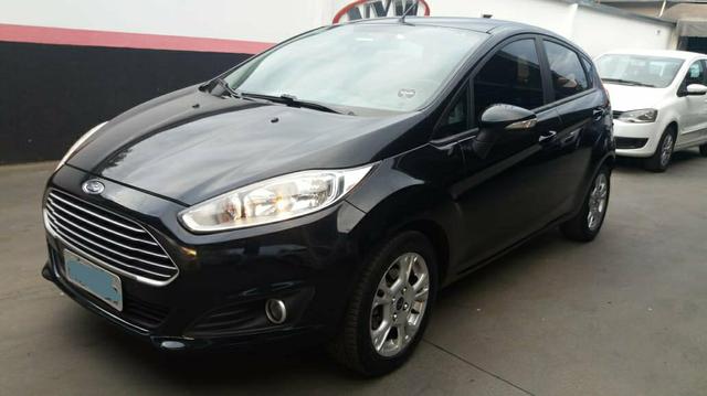 FIESTA HATCH 1.6 14/14 automático, Entrada 6.900 + 48 x 1.074.00 aceito carta de crédito - Foto 2