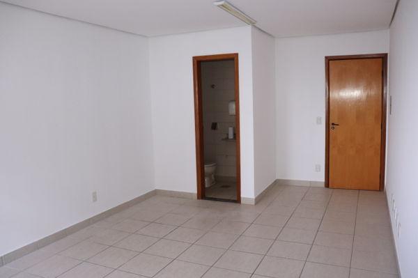 Comercial sala no Edifício Comercial Atlanta Bussines - Bairro Condomínio Cidade Empresari - Foto 3