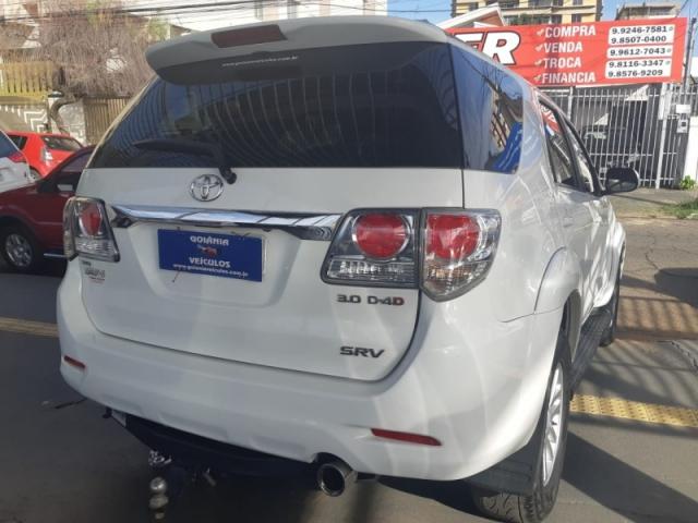 TOYOTA HILUX SW4 3.0 SRV 4X4 16V TURBO 2015 - Foto 4