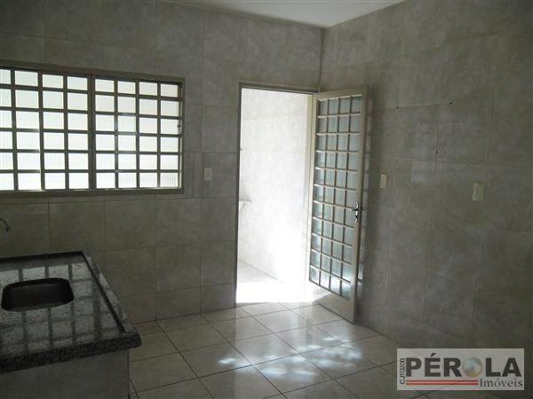 Casa geminada com 2 quartos - Bairro Setor Sudoeste em Goiânia - Foto 9
