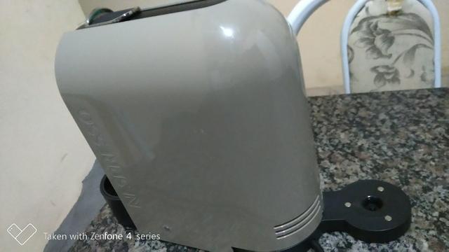 Cafeteira NESPRESSO - Foto 2
